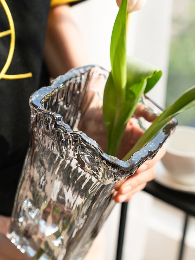 Factory Produced Wholesale Glass Flower Vase for Home Decor