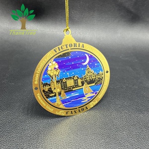 Ornamenti decorativi natalizi in metallo di design personalizzato per le vacanze di natale e Halloween - Product Image 1