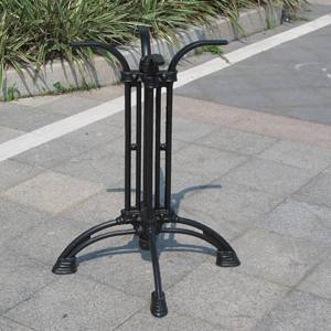 Pied de meuble en fonte traditionnel à 3 griffes, robuste, pour usage extérieur dans les parcs, les hôtels, les restaurants - Product Image 1
