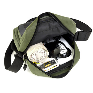 Kelylek Men's Crossbody Bag Large Capacity Camouflage Oxford Cloth Waterproof Shoulder Bag For Travel Commuting - Product Image 4