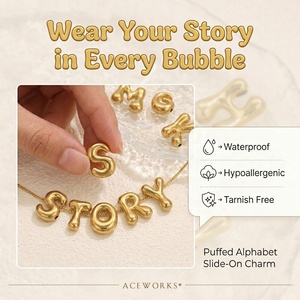 Charm Deslizable con Letras en Relieve |   Colgante de Letra Burbuja de Acero Inoxidable PVD |   Cuentas de Letras Acolchadas Premium para la Creación de Joyería DIY - Product Image 2