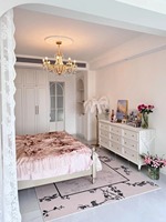 Commode de chambre à coucher blanche de luxe sur mesure, commode à tiroirs moderne en bois avec poignées dorées pour meubles de maison