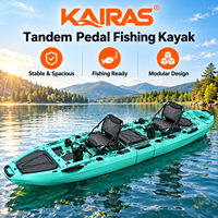 Kayak de pêche modulaire tandem personnalisé de 4,5 m en HDPE pour 2 personnes, avec propulsion à double aileron et bacs à poissons vivants de 60 L
