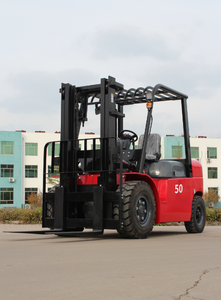 Montacargas Diésel Tobeter CPC50 de 5 Toneladas, 2 Etapas, Transmisión Mecánica de 3m, Tracción en las 4 Ruedas, Neumáticos Sólidos Todoterreno - Product Image 2
