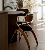 Chaise de salle à manger moderne et simple en bois massif avec accoudoirs, chaise d'appoint rembourrée pour la maison, le café, la cafétéria et le restaurant