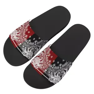 Sandalias con estampado de Bandana para hombre, chanclas deslizantes planas de EVA, con logotipo personalizado, de PVC, color negro
