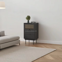 Armoire latérale en bois moderne et contemporaine à 2 tiroirs avec porte rabattable, meuble gain de place pour la maison, le salon et l'entrée de l'hôtel