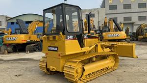 รถดันดินตีนตะขาบ CAT D4C ระบบไฮดรอลิก สำหรับงานปรับระดับพื้นที่ งานก่อสร้างถนน งานเหมือง งานเคลียร์พื้นที่ และงานเคลื่อนย้ายดิน - Product Image 2