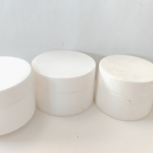 MOQ bajo, 100g, blanco, personalizable, pared gruesa, venta al por mayor a granel. Tarros cosméticos, tarros de PP esmerilados, tarro para crema facial, tarro para crema de ojos - Product Image 1