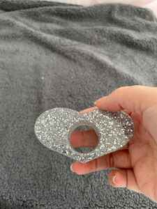 Elegante soporte para libros de resina, ligero y duradero, ayuda para la lectura, agarre cómodo, perfecto para novelas, diarios y libros de texto - Product Image 4