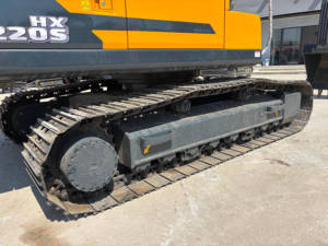 Excavadora de orugas hidráulica Hyundai HX220S usada 2022 modelo Cummins Engine 22 Ton 1,7 m cubo buena calidad venta incluye núcleo - Product Image 6