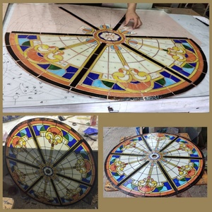 Vitrail rond de style américain personnalisé de 48' en technique Tiffany pour l'éclairage et la décoration murale et de plafond - Product Image 4