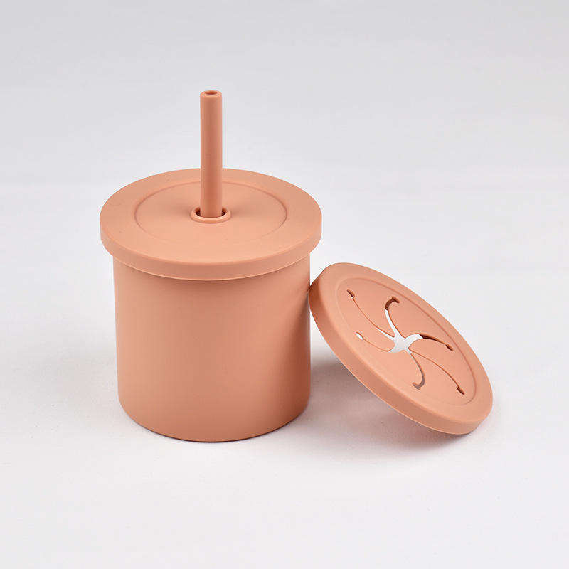 สีน้ำตาลอ่อน