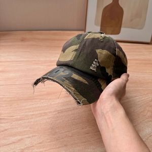 Cappello da Baseball Vintage Personalizzato <span class=keywords><strong>con</strong></span> Effetto Invecchiato e Consumato, Visiera Tagliata, Stile Dad Hat, Snapback Nero - Product Image 6