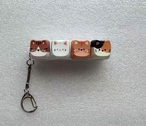 Teclas con diseño de gato, probador de interruptores de teclado mecánico con botón de dedo para descompresión, teclas desmontables, colgante antiestrés - Product Image 4