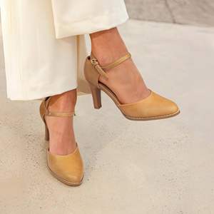 Chaussures à talons hauts vintage pour femmes, talons épais, bout pointu fermé, bride à la cheville, chaussures habillées pour mariage et soirée - Product Image 3