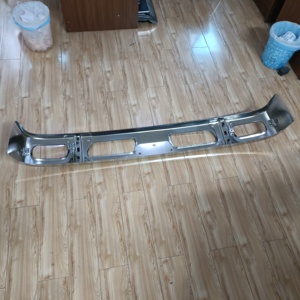 Accesorios exteriores de camión japonés superventas de alta calidad parachoques delantero cromado para <span class=keywords><strong>Mitsubishi</strong></span> <span class=keywords><strong>Canter</strong></span> 2006 2007 - Product Image 5