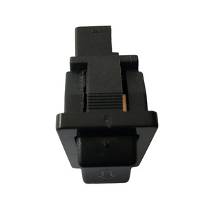 Accessoires de véhicule Interrupteur de fenêtre à 5 broches ON-OFF-ON Interrupteur automobile à <span class=keywords><strong>3</strong></span> voies 10 ampères avec gravure laser "flèches" - Product Image 4