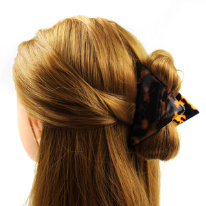 YIYI Pinces à <span class=keywords><strong>cheveux</strong></span> simples et sophistiquées de 9,5 cm, pinces à griffes rétro texturées effet écaille de tortue, pinces à <span class=keywords><strong>cheveux</strong></span> triangulaires en acétate pour femmes - Product Image 6