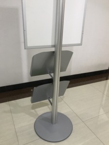 Espositore da Terra per Promozioni in Supermercato, Vassoio in Metallo e Supporto per Poster A4 Bifacciale - Product Image 2