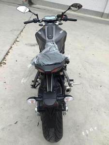 Moto de course de milieu de gamme Yamaha MT07 d'occasion, importée du Japon, type supercar de rue - Product Image 3