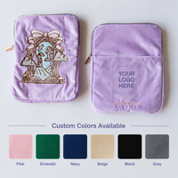Sacs de voyage cosmétiques en velours flanelle doux personnalisés en gros, trousses de maquillage avec fermeture éclair et logo