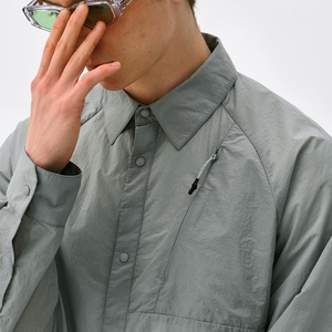 Camisa Safari Ligera y Transpirable de Manga Larga para Exteriores con Protección Solar UPF50, Ropa Protectora contra Rozaduras, Abrigo con Diseño de Paneles - Product Image 4