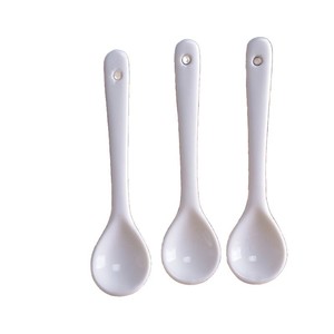 Ensemble de cuillères en céramique au design minimaliste pour le café, le thé, la préparation de boissons, vaisselle en stock - Product Image 5