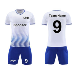 Completi da Calcio Personalizzati Rosa Retrò Traspiranti da Uomo, Maglie Sportive Vuote Sublimate ad Asciugatura Rapida - Product Image 6