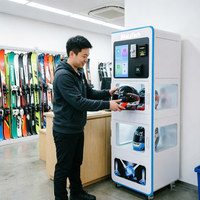 Nettoyeur de casques professionnel à double compartiment avec désinfection UV et surveillance automatique de l'inventaire pour la location partagée
