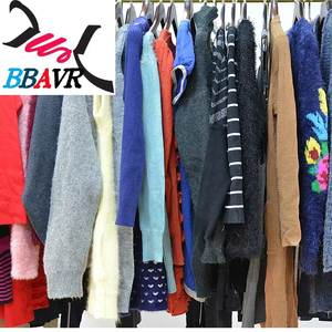 Suéteres de Lana Vintage de Segunda Mano para Mujer, Ropa Usada de Alta Calidad al por Mayor en Fardos - Product Image 4