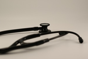 심장학 IV 스테인레스 스틸 블랙 청진기 디럭스 스테인레스 스틸 헤드 소프트 실리콘 이어 팁 청진기 - Product Image 3