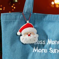 Vente en gros de porte-clés en peluche mignons, décorations d'arbre de Noël, pendentifs pour sacs, petits cadeaux pour enfants et étudiants, accessoires de porte-clés