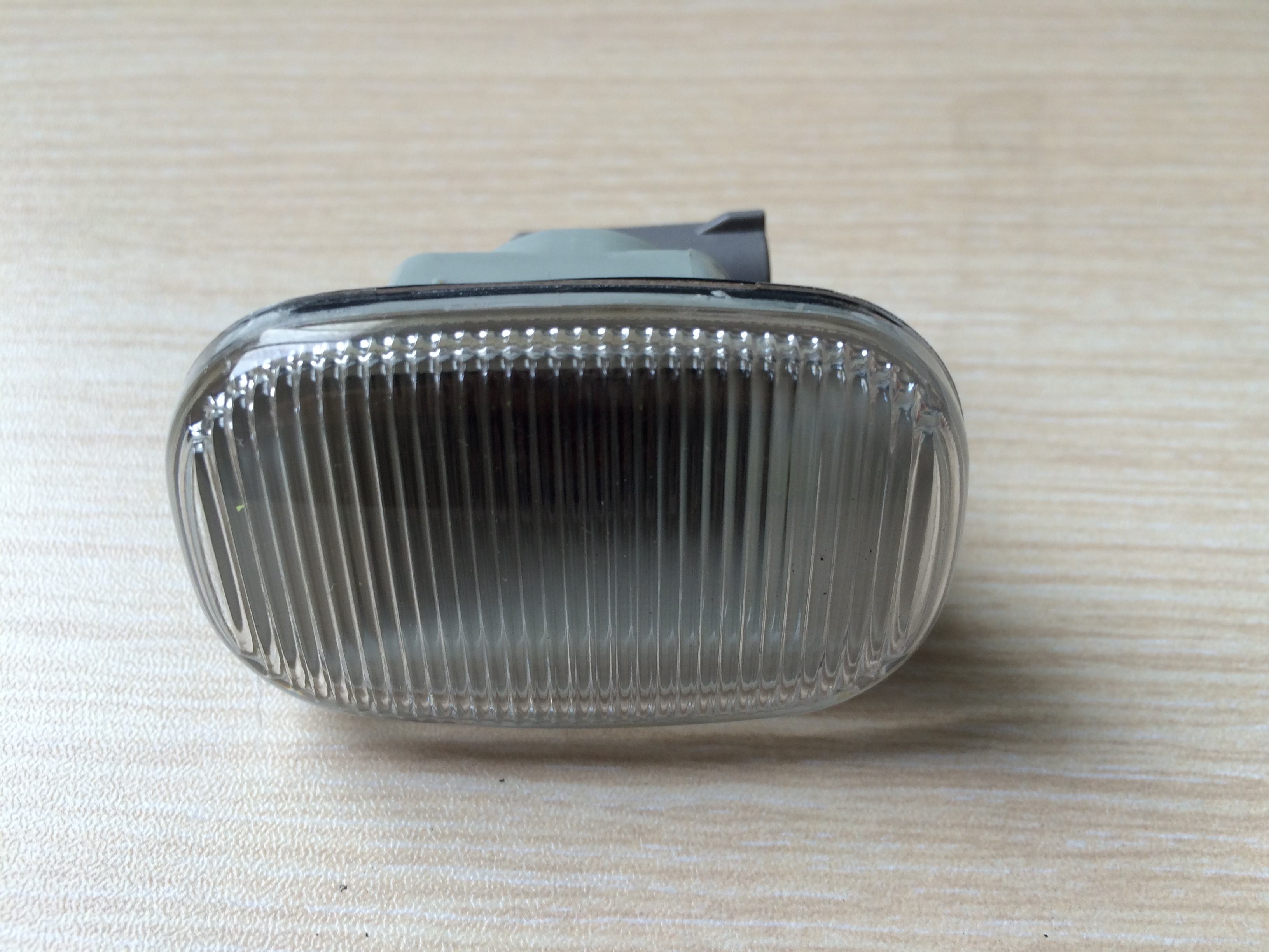 ธรรมชาติสีขาว