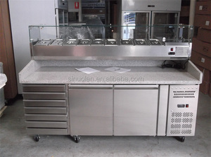 Table de préparation de pizzas commerciale à <span class=keywords><strong>3</strong></span> portes en acier inoxydable avec refroidissement par air, plan de travail en marbre et réfrigérateur intégré - Product Image 3