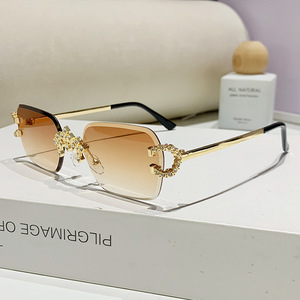 Lunettes de soleil rectangulaires sans monture UV400 pour femmes, protection solaire, lunettes de mode pour adultes - Product Image 2