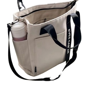 Bolsa de Mano Impermeable y Elegante de Lona, Nuevo Diseño Simple y Versátil, de un Solo Hombro, de Nailon, para la Escuela, Libros, Almuerzo, Verano, Otoño - Product Image 1