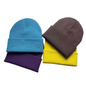 Bonnet tricoté unisexe de couleur unie, chaud et coupe-vent, avec bord roulé, pour adultes, en laine anti-boulochage, idéal pour l'hiver - Product Image 3