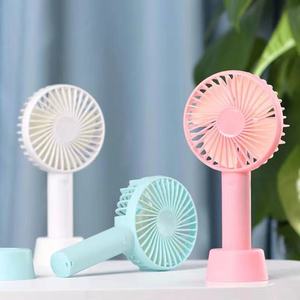 Nouveau mini ventilateur portable USB en plastique, trois vitesses, grand flux d'air, pour usage extérieur, camping-car, <span class=keywords><strong>voiture</strong></span> et domestique - Product Image 4