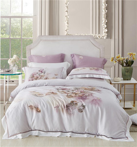 Juego de cama de cuatro piezas con diseño de edredón Tencel de lujo Juego de sábanas Juego de cama - Product Image 5