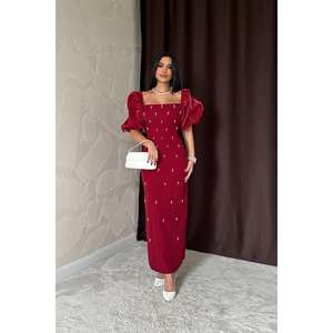 Robe de soirée élégante en satin bordeaux, dos nu, coupe fourreau avec fente, taille naturelle, manches bouffantes, robe de cérémonie faite à la main - Product Image 5