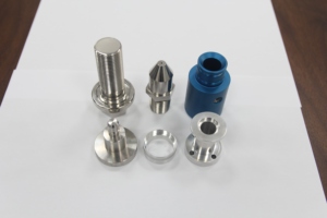 Piezas Metálicas de Alta Precisión Mecanizadas por CNC, Componentes de Acero Inoxidable, Acero al Carbono y Titanio con Anodizado - Product Image 5