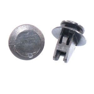 คลิปพลาสติก Toyota Mitsubishi Outlander D376 สำหรับแผ่นกันกระแทกใต้กระโปรงรถยนต์ - Product Image 1