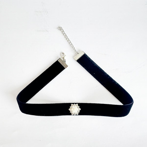 Black <b>Velvet</b> <b>Choker</b> Necklace With Pearl Flower Rhinestone Pendant For Party Costume Accessories - Product Image 1
