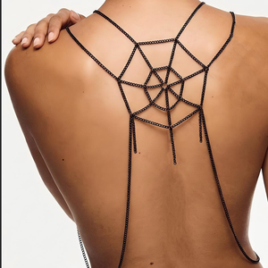 Catena per il corpo a ragnatela gotica in metallo nero, catena per il petto per bikini, gioielli per il corpo punk a catena sottile cava per feste di Halloween da <span class=keywords><strong>donna</strong></span> - Product Image 4