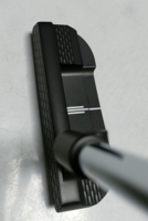 Clubs de golf droitier de haute qualité Putter de performance améliorée en acier inoxydable noir entièrement fraisé CNC