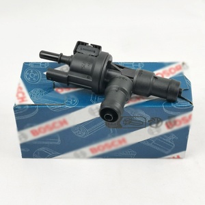13907643106 Nueva Válvula de Respiración del Tanque de Combustible de Alta Calidad para F20 F22 F30 F32 330i 440i X5 X6 2.0 <span class=keywords><strong>3.0</strong></span> - Product Image 4
