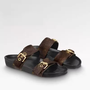 Famous Designer Brand <b>Slipper</b> Comfortable Soft unisex Fashion Summer Sandals Light Weight Flip Flops Casual <b>Non</b> <b>slip</b> Sandals - Product Image 4