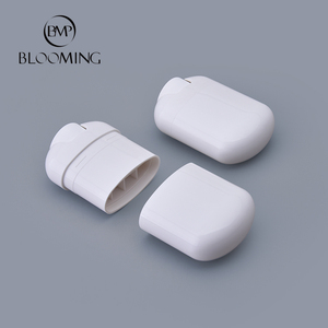 Giá Rẻ Nhà Máy Giá Tinh Dầu Nước Hoa 15G ABS Rỗng Nhựa Trắng Twist-up Bơm Lại Ống Bán Buôn Khử Mùi <span class=keywords><strong>Container</strong></span> - Product Image 1