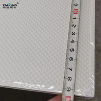595 1195 Plaques de plafond en plâtre PVC de 7 mm Faux plafond Lambris PVC Gypse Plafond